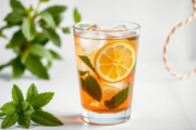 Jak zrobić herbatę mrożoną bez cukru: Orzeźwiający przewodnik dla miłośników herbaty